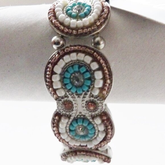Cookie Lee NWT Crystal & Glass Bead Stretch Bracelet Silver Tone Southwest Look - Picture 8 of 8